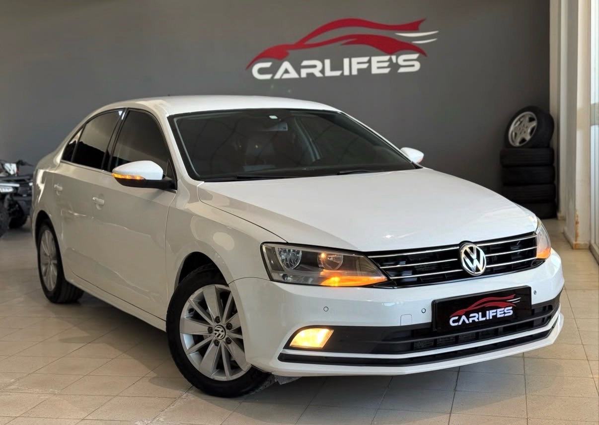 Carlifes logosu