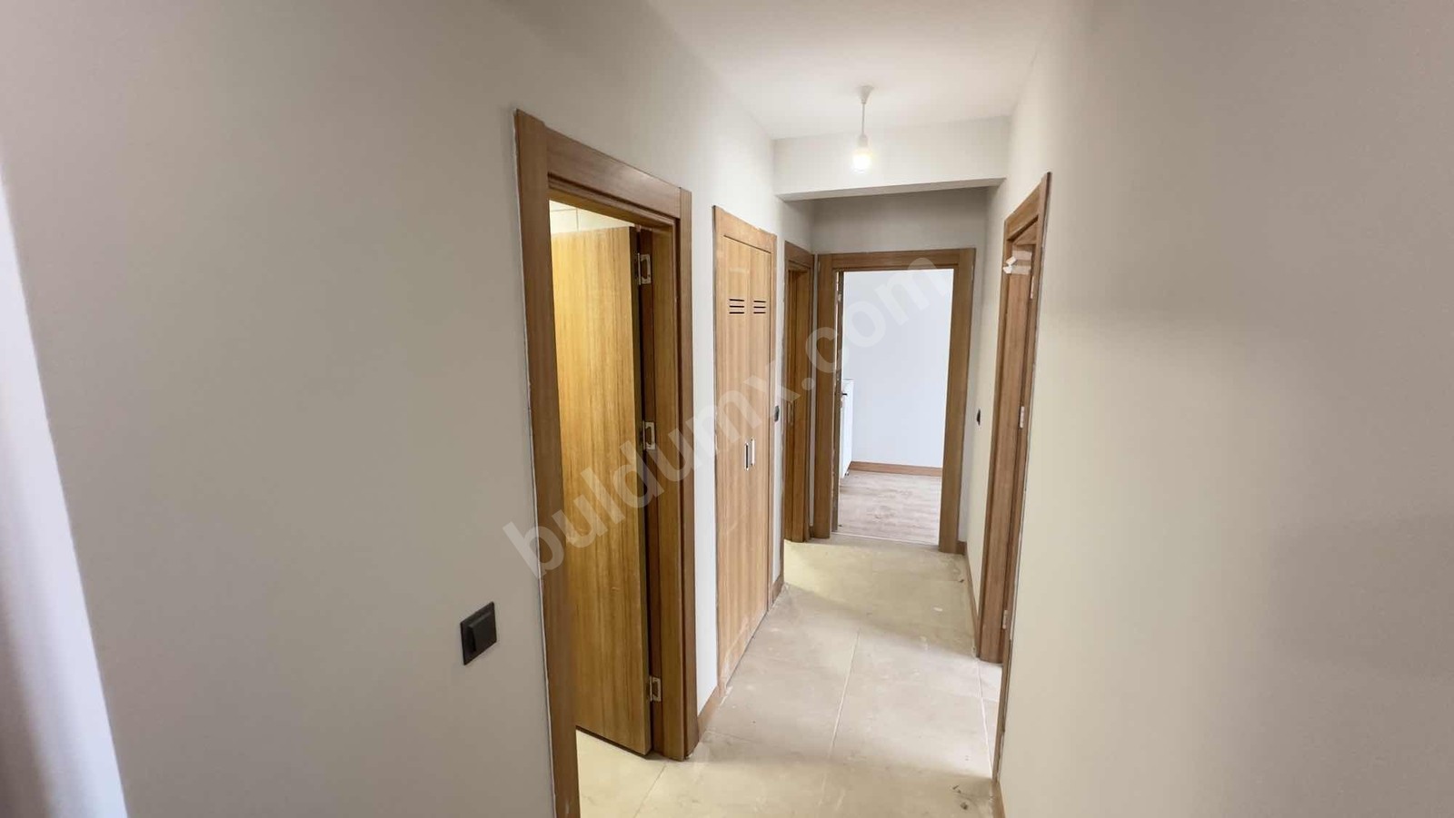 GB/NEST'den ÇAMURLU AKOĞUZ KIŞLASI TOKİDE 3+1 KİRALIK DAİRE - Fotoğraf 6
