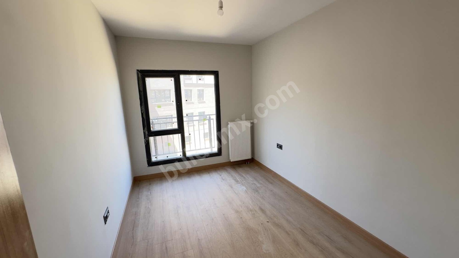 GB/NEST'den ÇAMURLU AKOĞUZ KIŞLASI TOKİDE 3+1 KİRALIK DAİRE - Fotoğraf 10