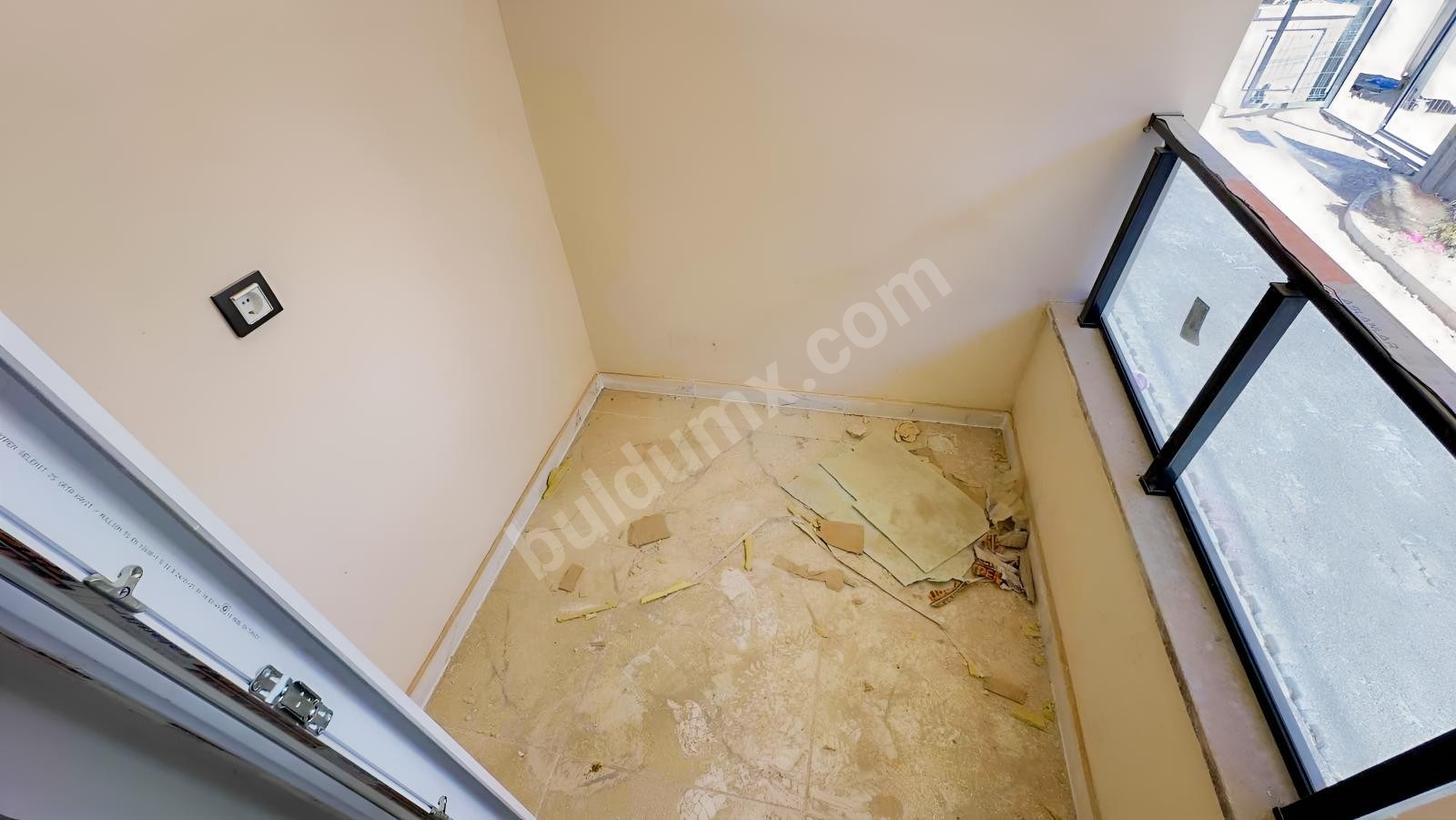GB/NEST'DEN ÇATYOL KUŞAK YOLUNUN HEMEN ARKASI 2+1 SIFIR LÜX - Fotoğraf 11