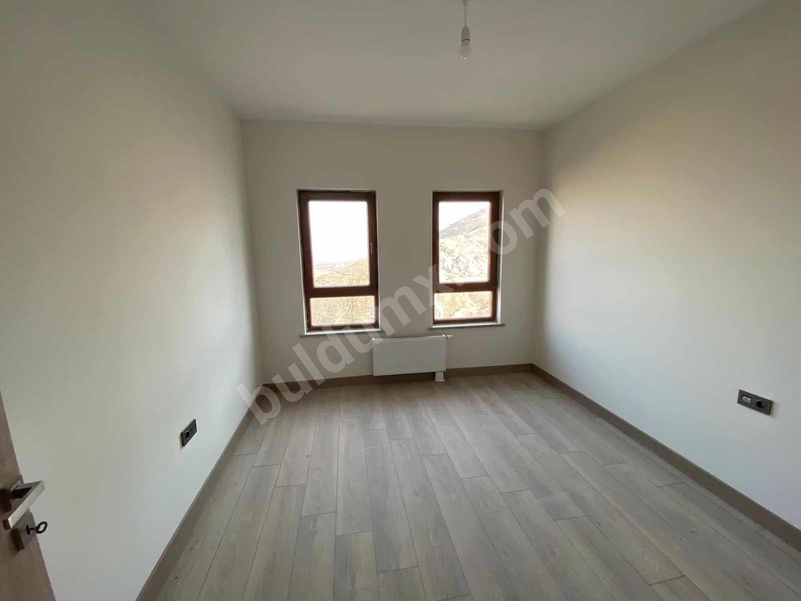 ORDUZU MAHALLESİ KALDIRIM TOKİ SATILIK 3+1 ARAKAT FIRSAT DAİRE - Fotoğraf 12