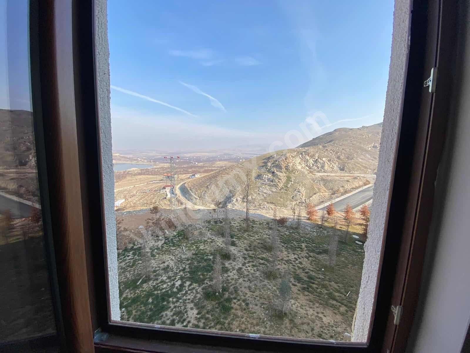 ORDUZU MAHALLESİ KALDIRIM TOKİ SATILIK 3+1 ARAKAT FIRSAT DAİRE - Fotoğraf 10