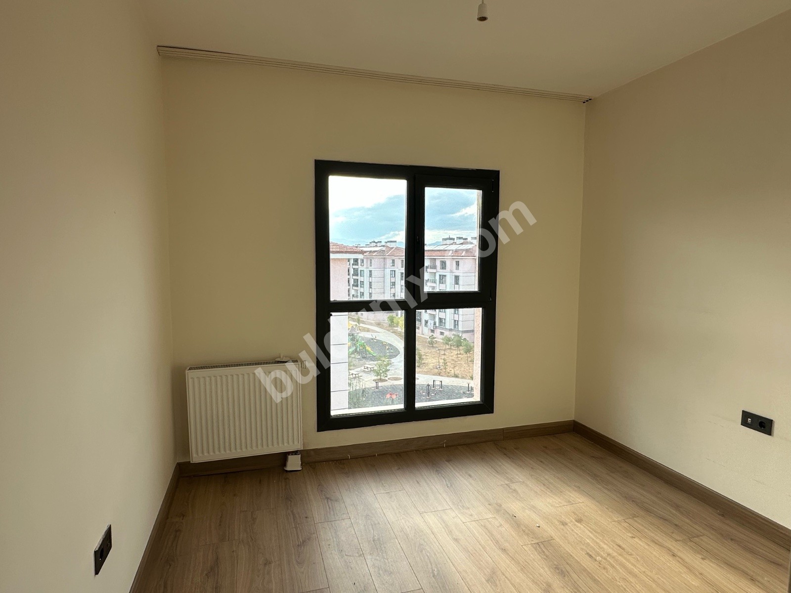 İKİZCE MASKİ ARKASI KİRALIK DAİRE - Fotoğraf 3
