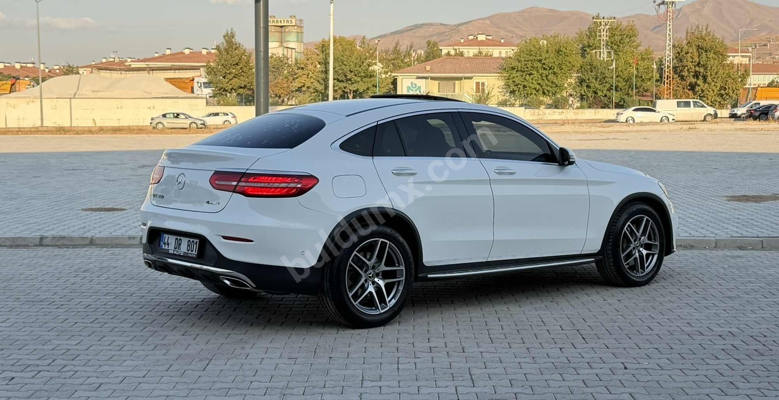 MERCEDES GLC 250 AMG 4 MATİC BOYASIZ HATASIZ - Fotoğraf 6