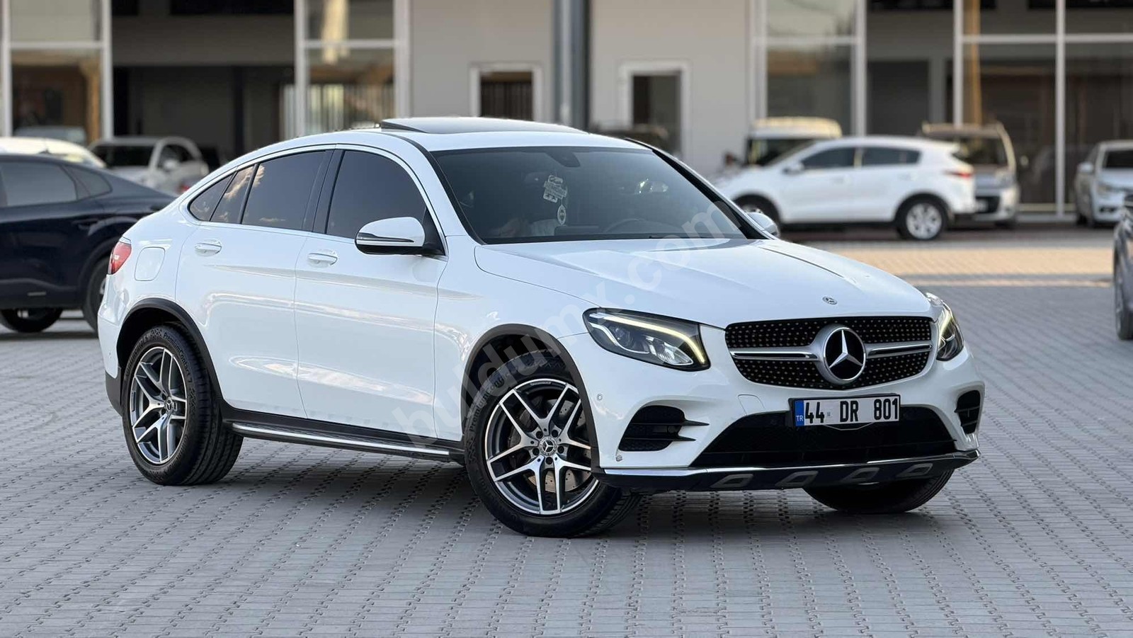 MERCEDES GLC 250 AMG 4 MATİC BOYASIZ HATASIZ - Fotoğraf 5