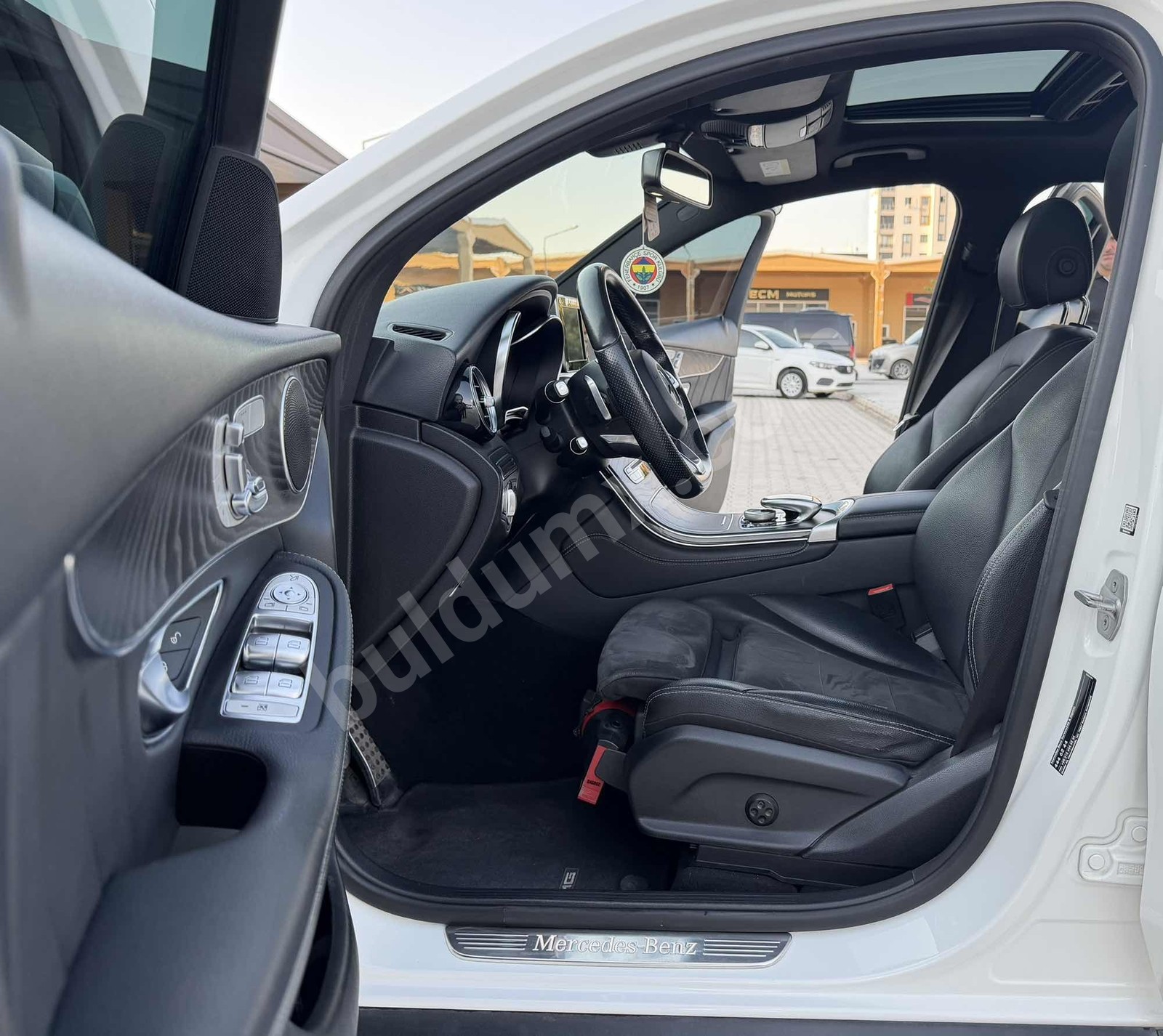 MERCEDES GLC 250 AMG 4 MATİC BOYASIZ HATASIZ - Fotoğraf 9