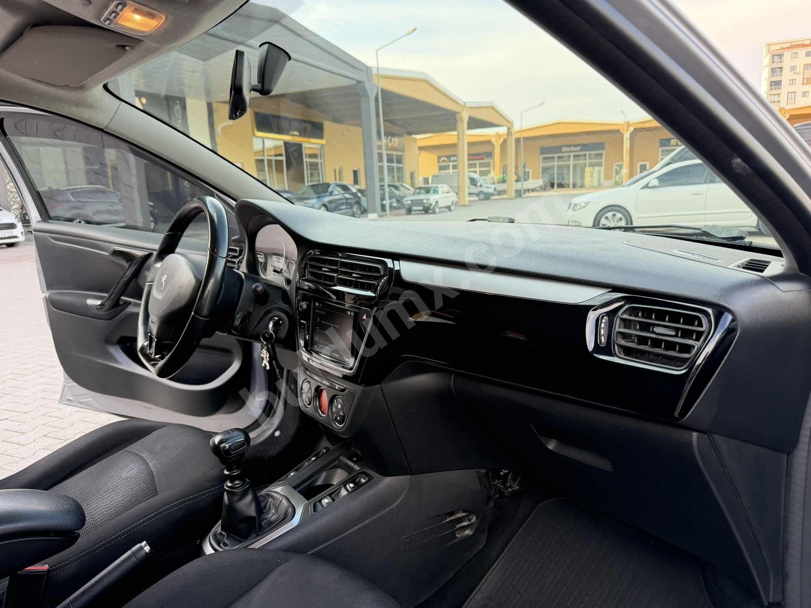 PEUGEOT 301 ALLURE HATASIZ YARIM BOYA - Fotoğraf 2