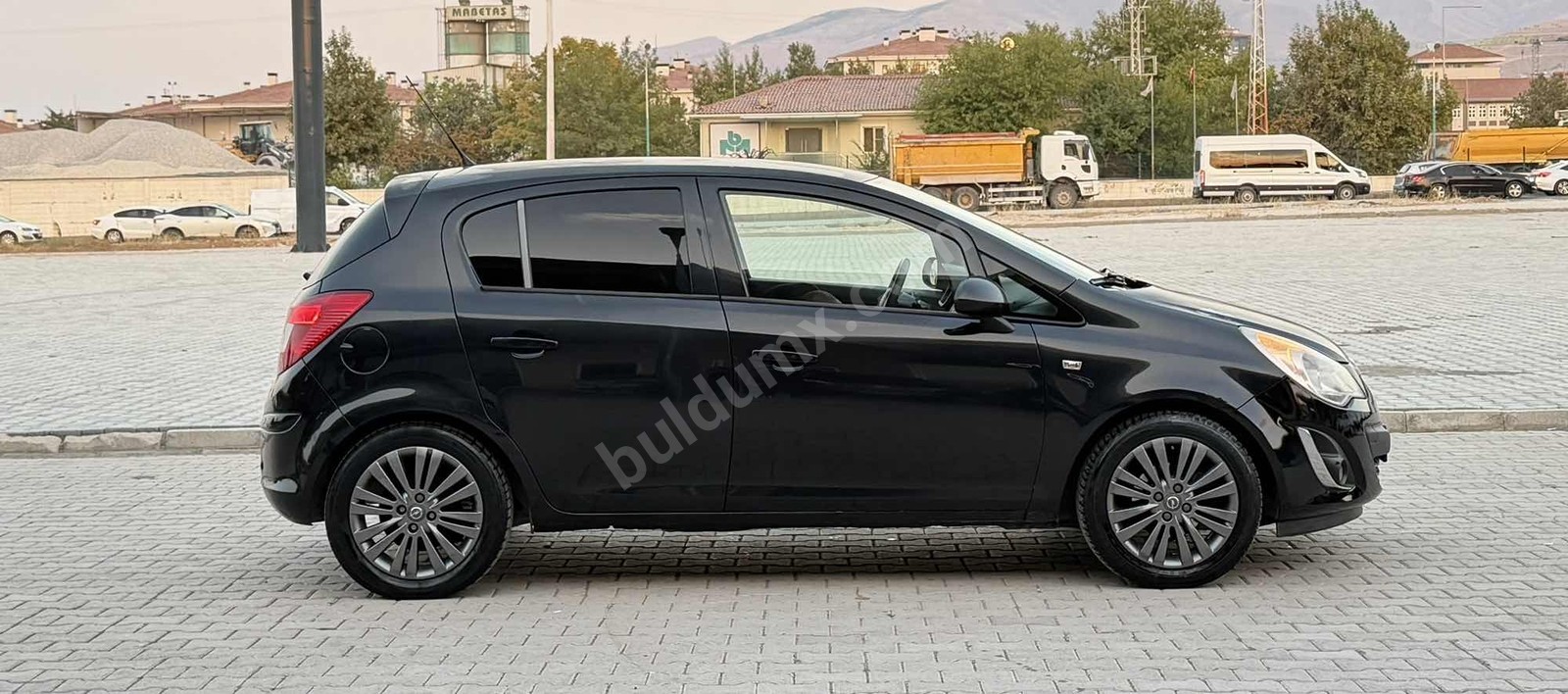 OPEL CORSA 1.4 TWİNPORT 1 PARÇ BOYALI - Fotoğraf 4
