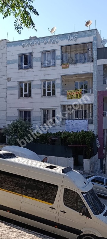 ŞANLIURFA HALİLİYE AHMET YESEVİ MAH 2.KAT 2+1 D.GAZ KAPIDA