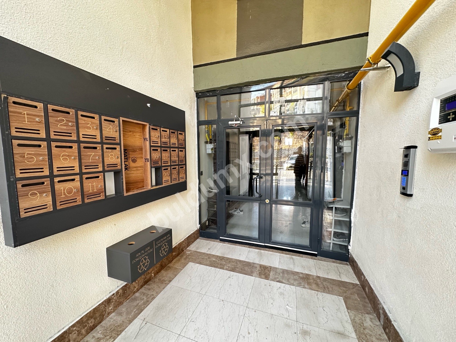 BEREKET'TEN ÇAMURLU TOKİDE 3+1 EŞYALI DAİRE - Fotoğraf 4