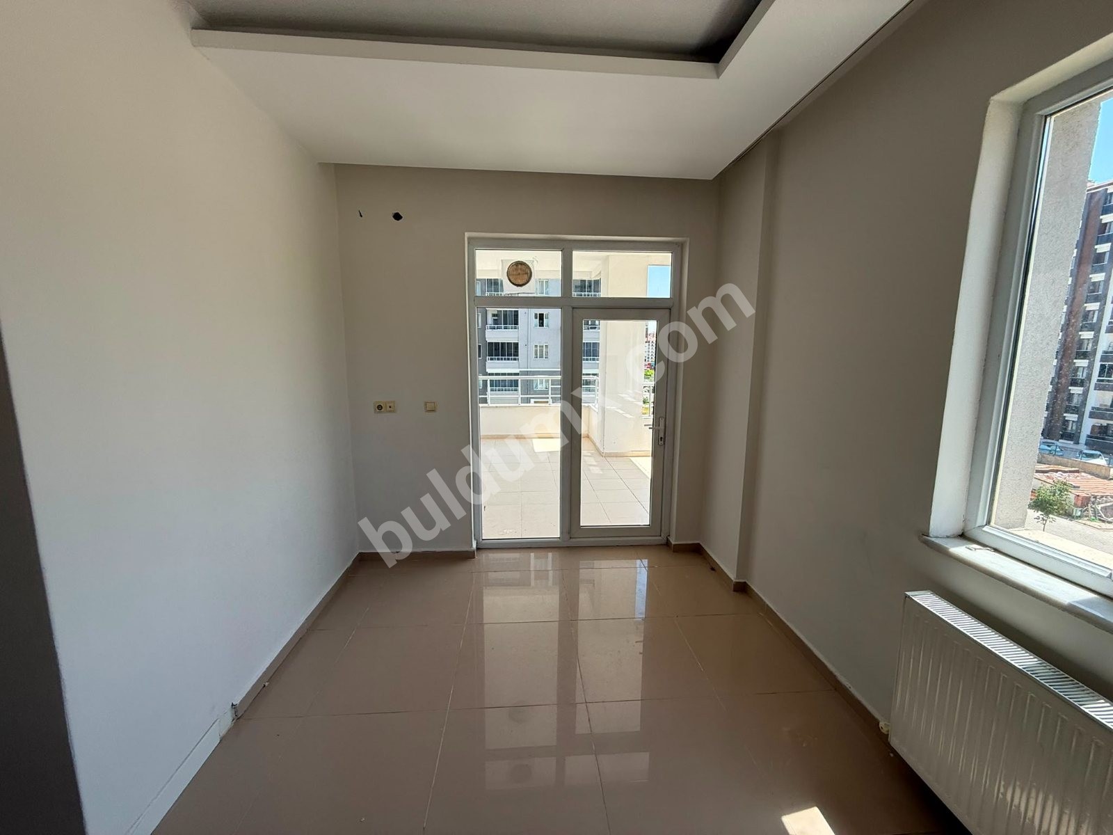 AKTAŞ Emlaktan Çiftlik Caddesinde Satılık 4+1 Arakat Daire - Fotoğraf 12