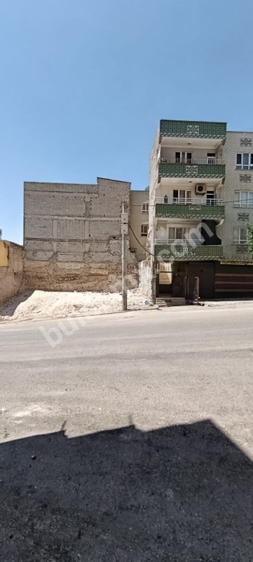 BAĞLARBAŞI MAH PROFİLO BAYİİ ARKASI 3.KAT 2+1 SOBALI
