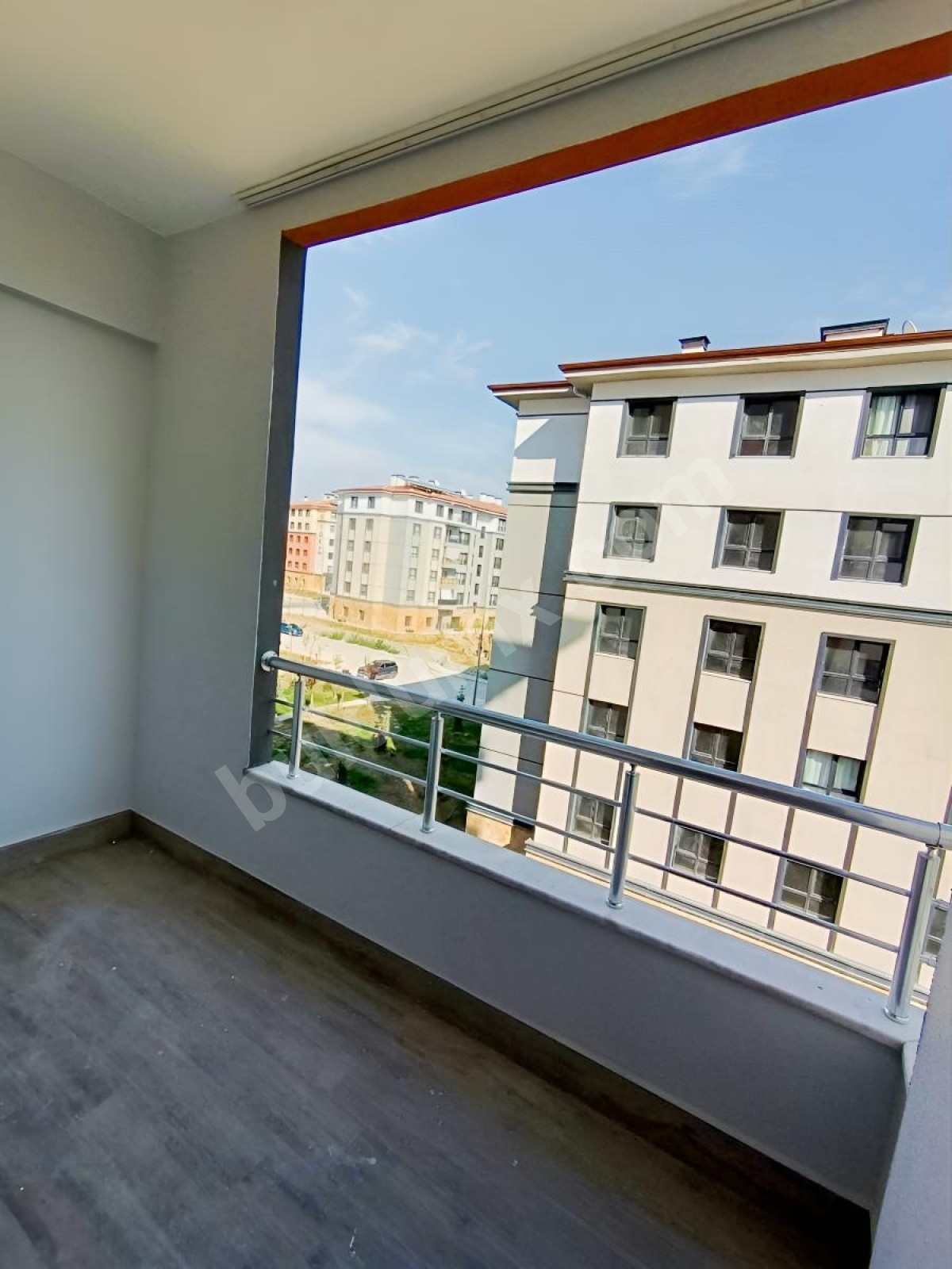 TANDOĞAN MAHALLESİ'NDE KİRALIK 3+1 ARA KAT DAİRE - Fotoğraf 2