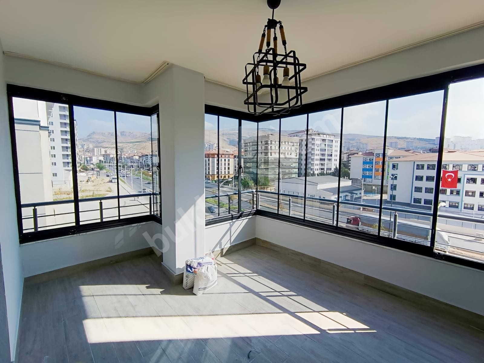 TANDOĞAN MAHALLESİ'NDE KİRALIK 3+1 ARA KAT DAİRE - Fotoğraf 7