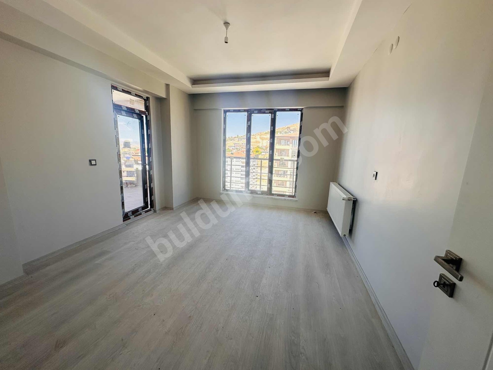 BEREKET'TEN TANDOĞAN MAH. 3+1 175 m² SATILIK SIFIR DAİRE - Fotoğraf 1