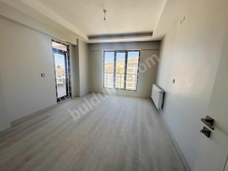 BEREKET'TEN TANDOĞAN MAH. 3+1 175 m² SATILIK SIFIR DAİRE