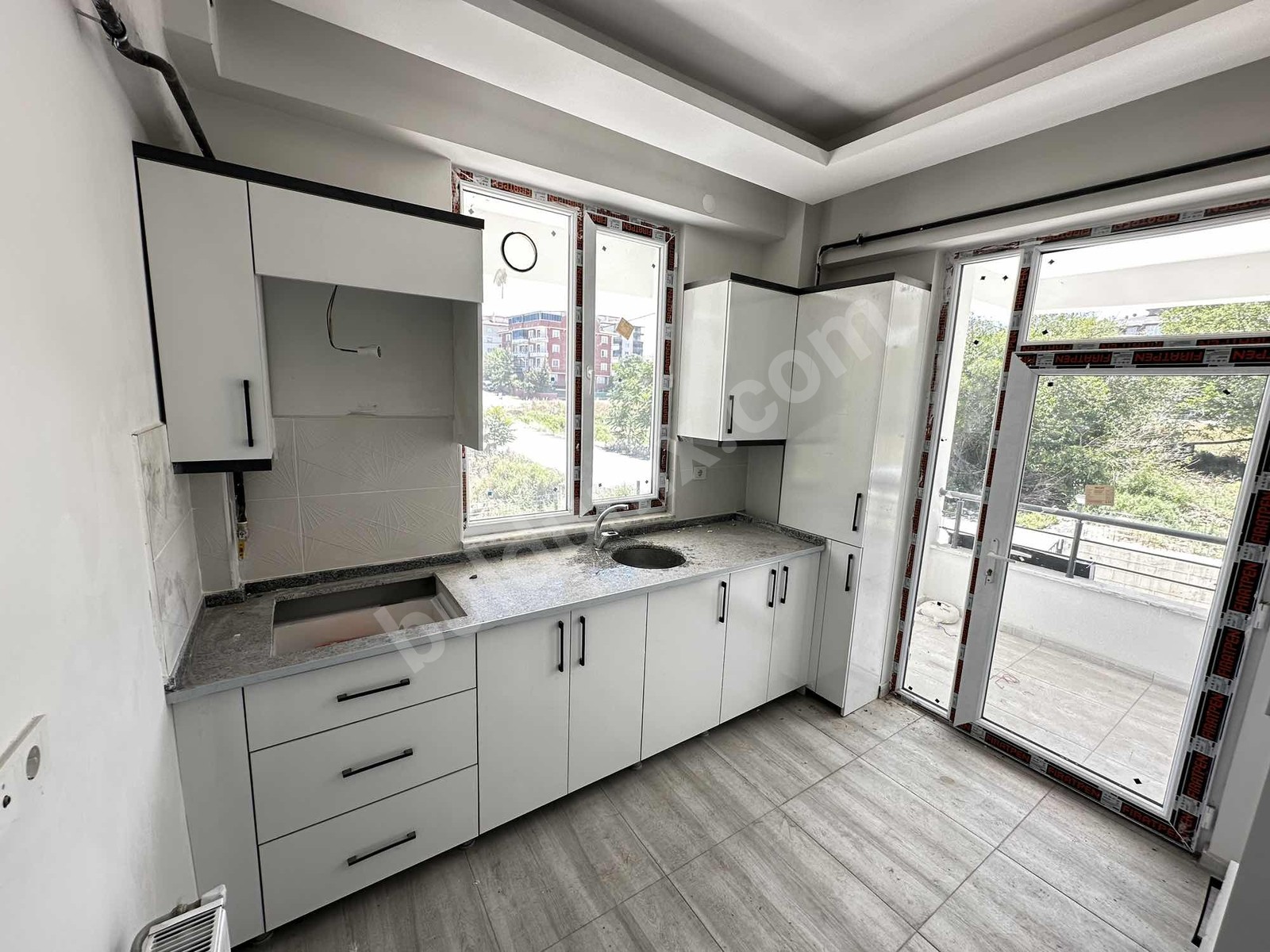 BEREKET'TEN HİLALTEPEDE 3+1 Y.GİRİŞ SATILIK SIFIR DAİRE - Fotoğraf 6