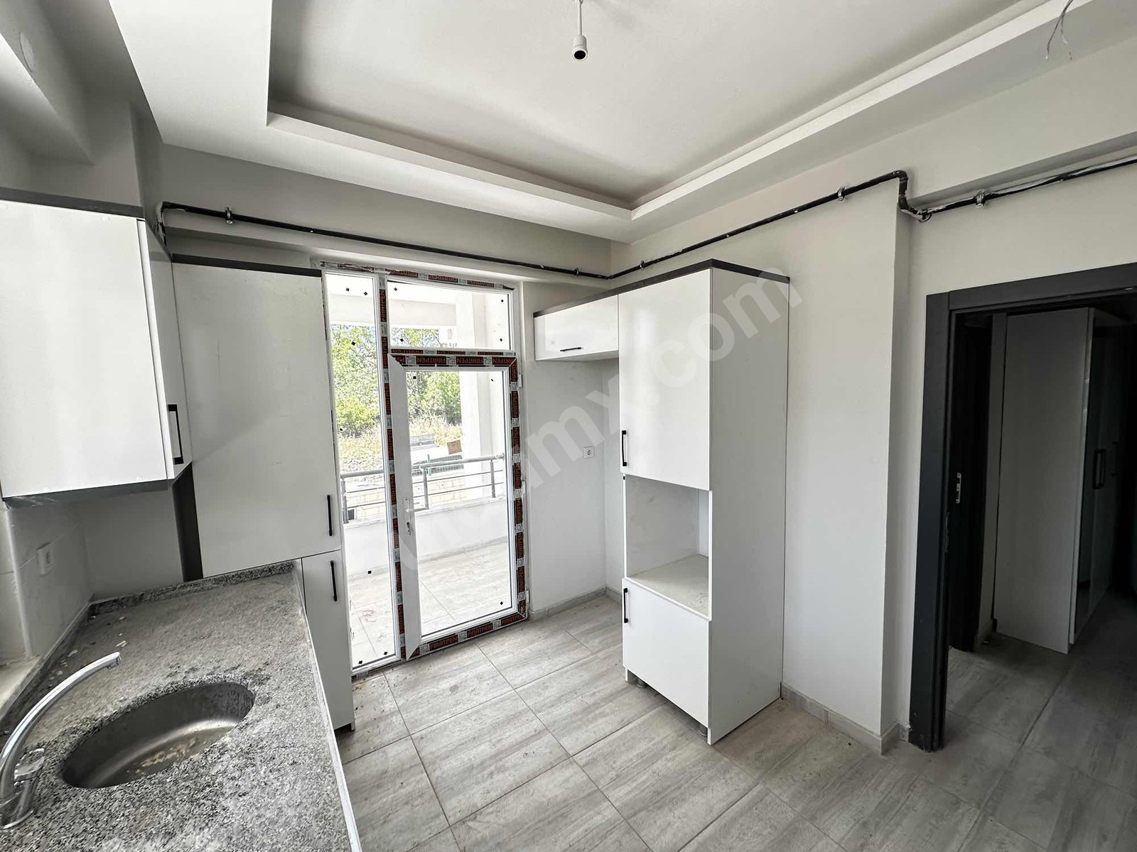 BEREKET'TEN HİLALTEPEDE 3+1 Y.GİRİŞ SATILIK SIFIR DAİRE - Fotoğraf 7