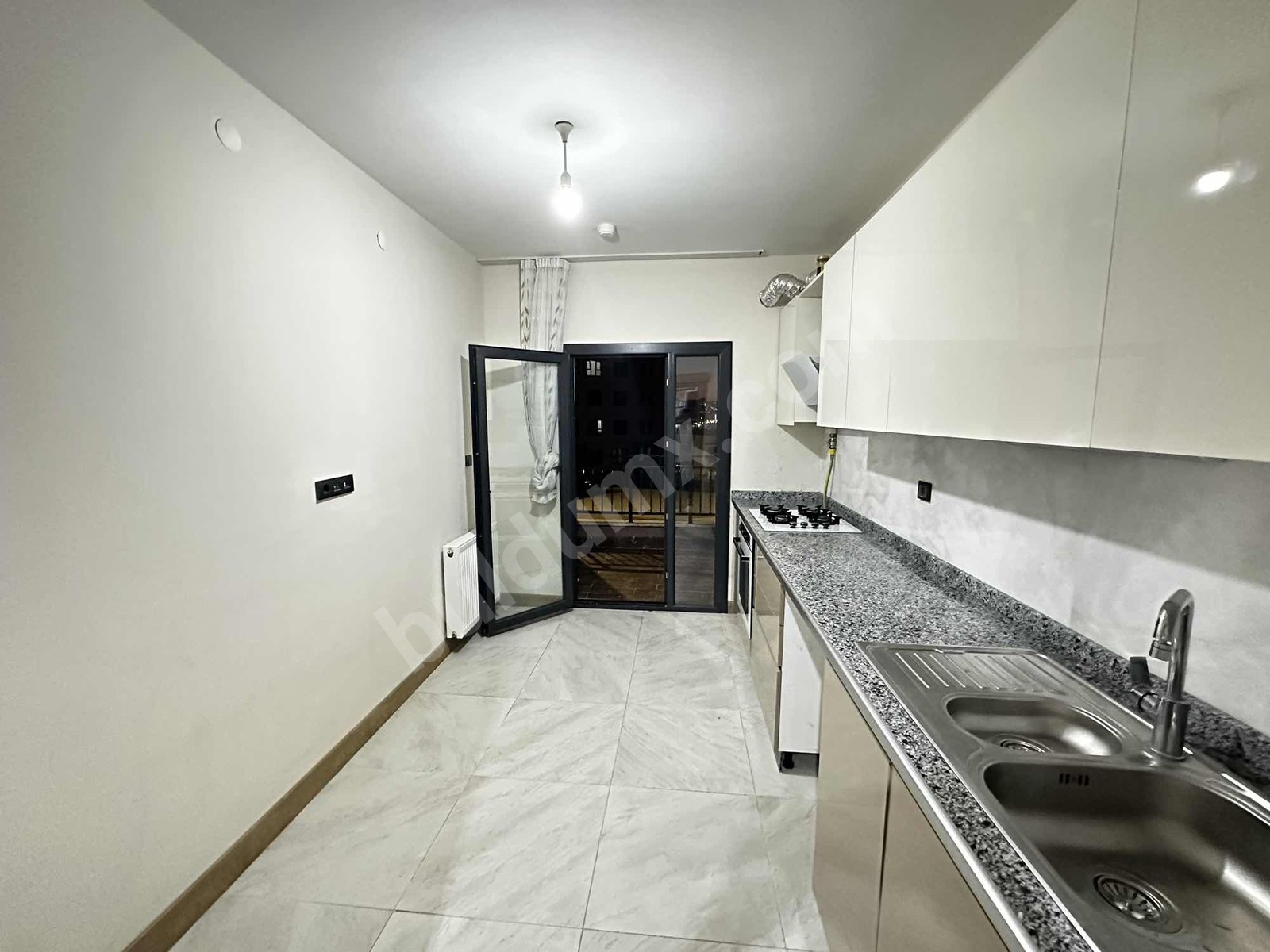 BEREKET'TEN BAHÇEBAŞI TOKİ 7. ETAPTA KİRALIK DAİRE - Fotoğraf 12