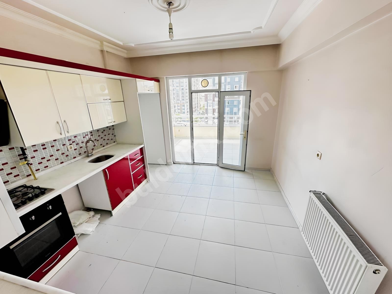 BEREKET'TEN TANDOĞAN MAH. 3+1 SİTE İÇİ SATILIK DAİRE - Fotoğraf 10