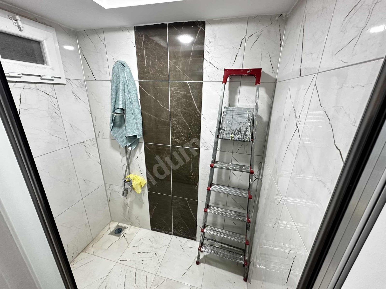 BEREKET'TEN ÇATYOL CAD CİVARINDA 3+1 KİRALIK DAİRE - Fotoğraf 11