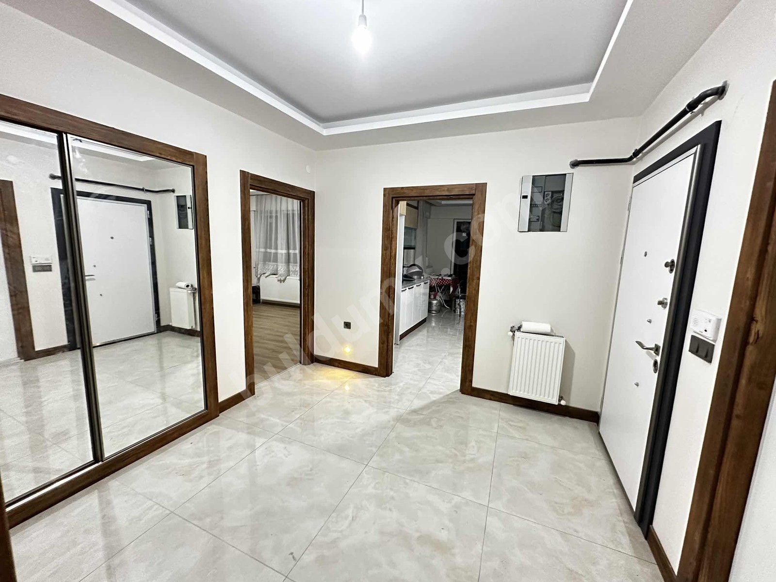 BEREKET'TEN ÇATYOL CAD CİVARINDA 3+1 KİRALIK DAİRE - Fotoğraf 3