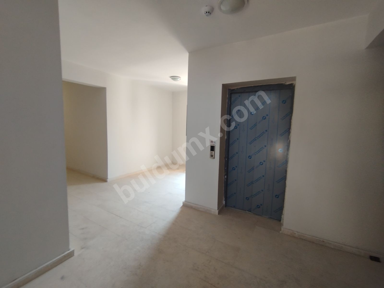 ÇAMURLU AKOĞUZ KIŞLASIN DA KİRALIK ARAKAT TOKİ DAİRESİ - Fotoğraf 12