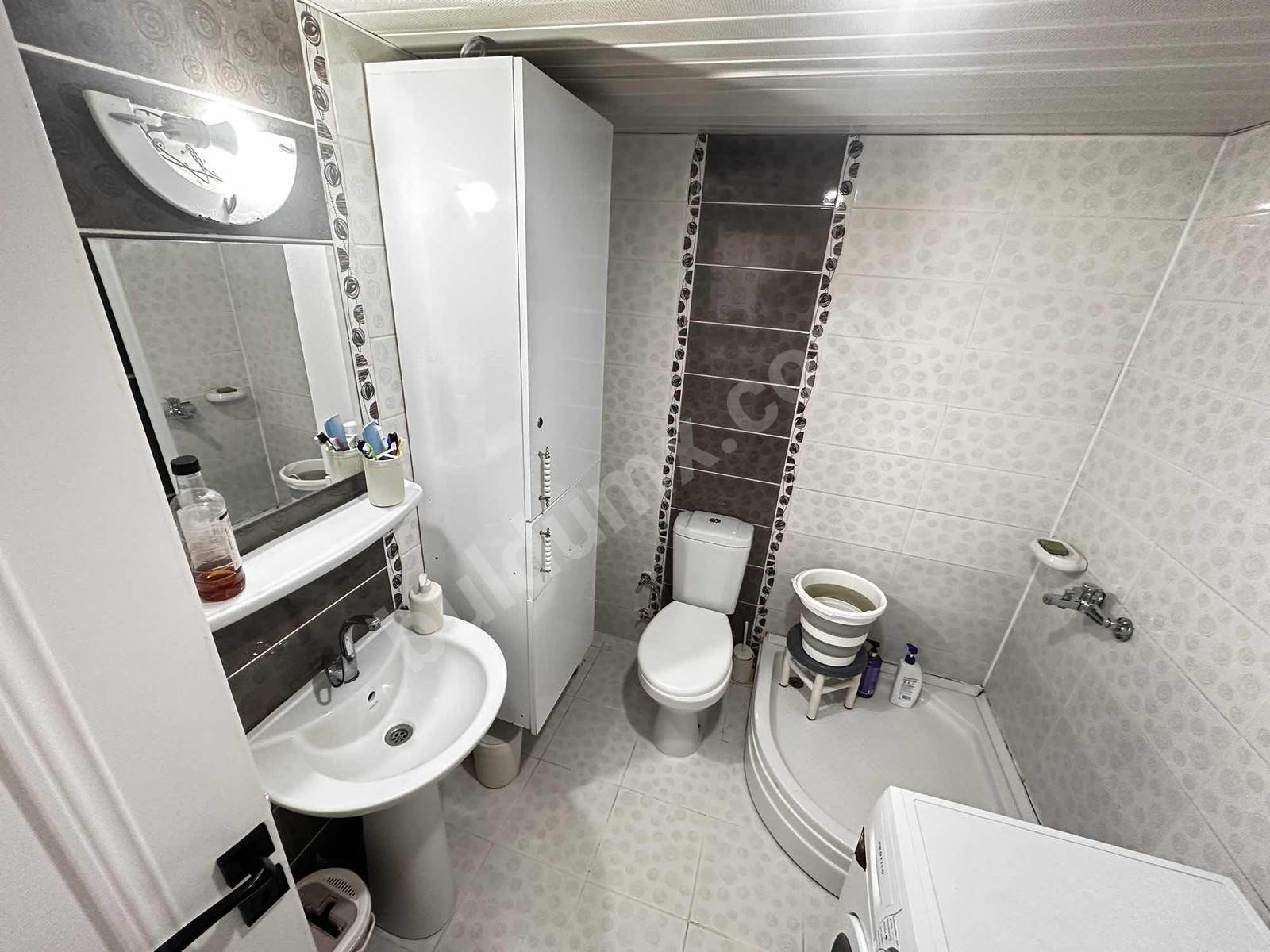 BEREKET'TEN KARAGÖZ TOKIDE FULL YAPILI SATILIK 1+1 DAİRE - Fotoğraf 2
