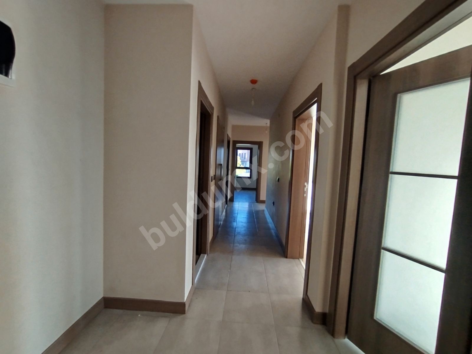 GELİNCİKTEPE'DE KİRALIK 2+1 ARA KAT DAİRE - Fotoğraf 4