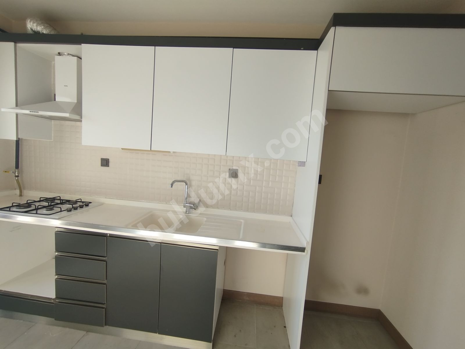 GELİNCİKTEPE'DE KİRALIK 2+1 ARA KAT DAİRE - Fotoğraf 12