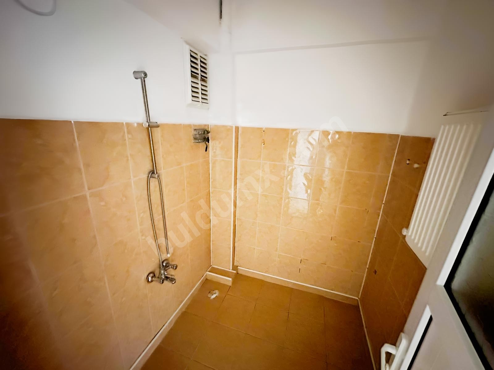 BEREKET'TEN GÖZTEPE MAH. 2+1 SATILIK DAİRE - Fotoğraf 4