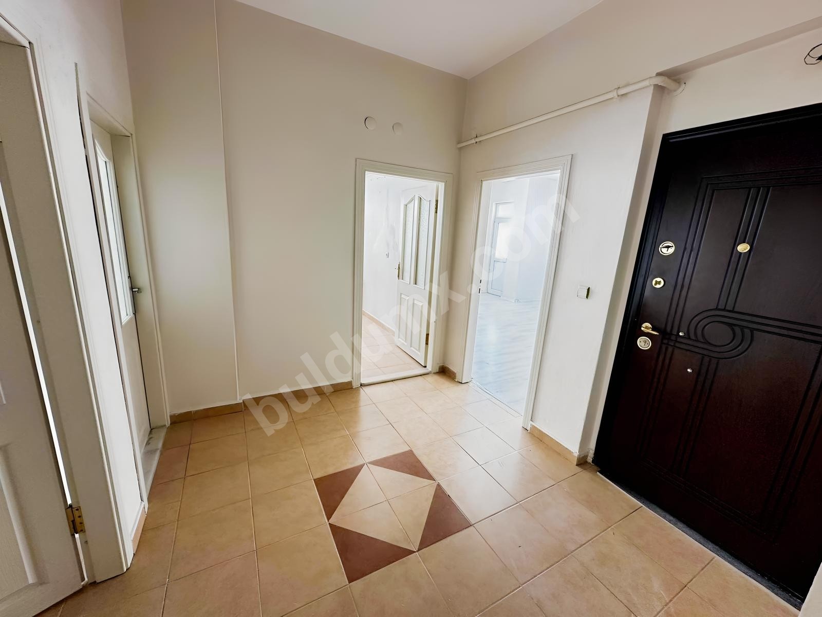 BEREKET'TEN GÖZTEPE MAH. 2+1 SATILIK DAİRE - Fotoğraf 5