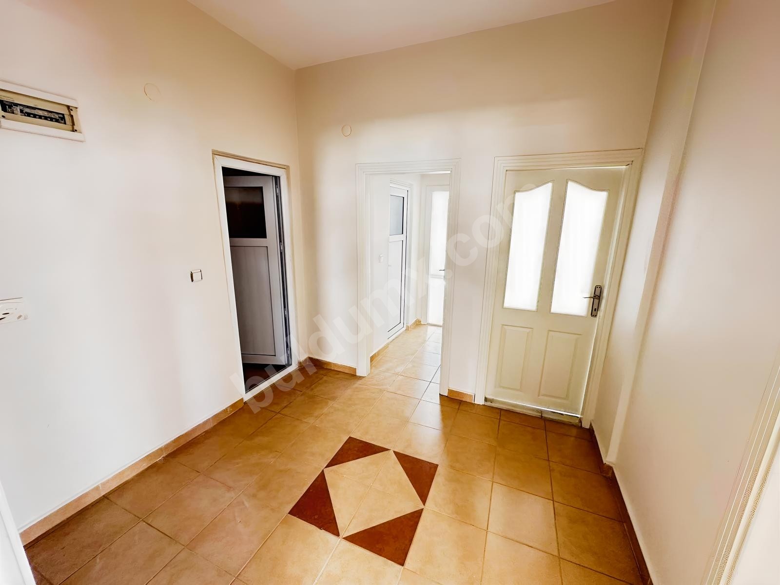 BEREKET'TEN GÖZTEPE MAH. 2+1 SATILIK DAİRE - Fotoğraf 8
