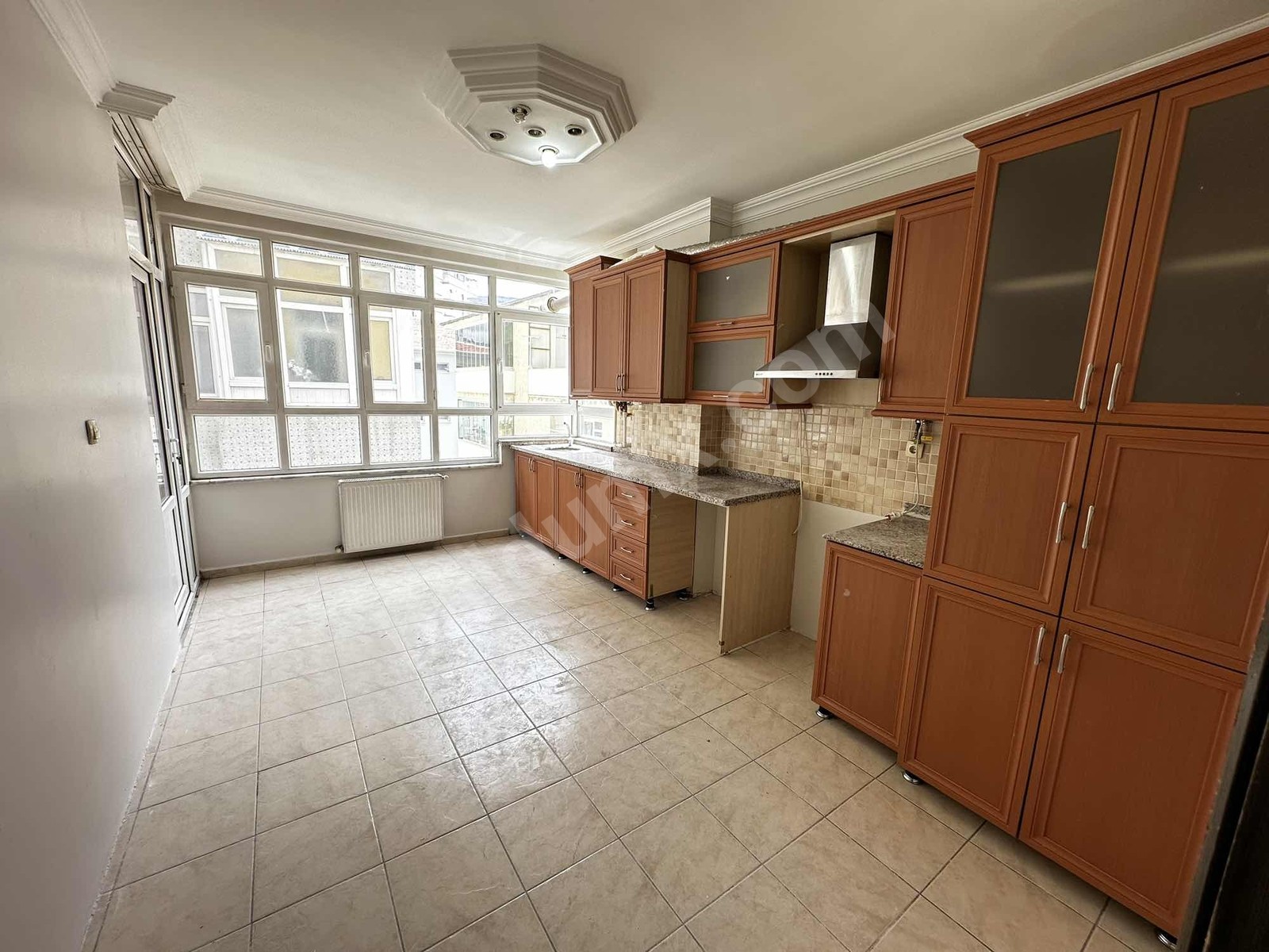 BEREKET'TEN ZAFER MAH. 3+1 ARA KAT SATILIK DAİRE - Fotoğraf 4