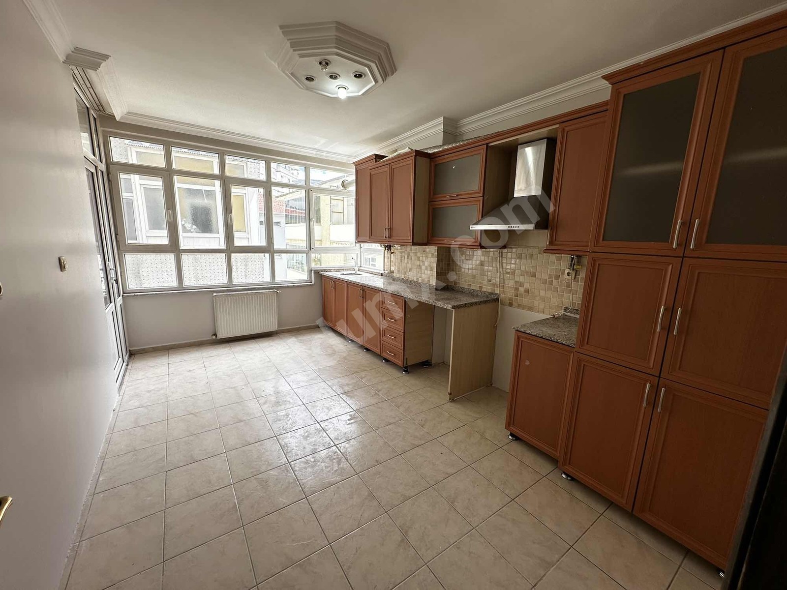 BEREKET'TEN ZAFER MAH. 3+1 ARA KAT SATILIK DAİRE - Fotoğraf 3