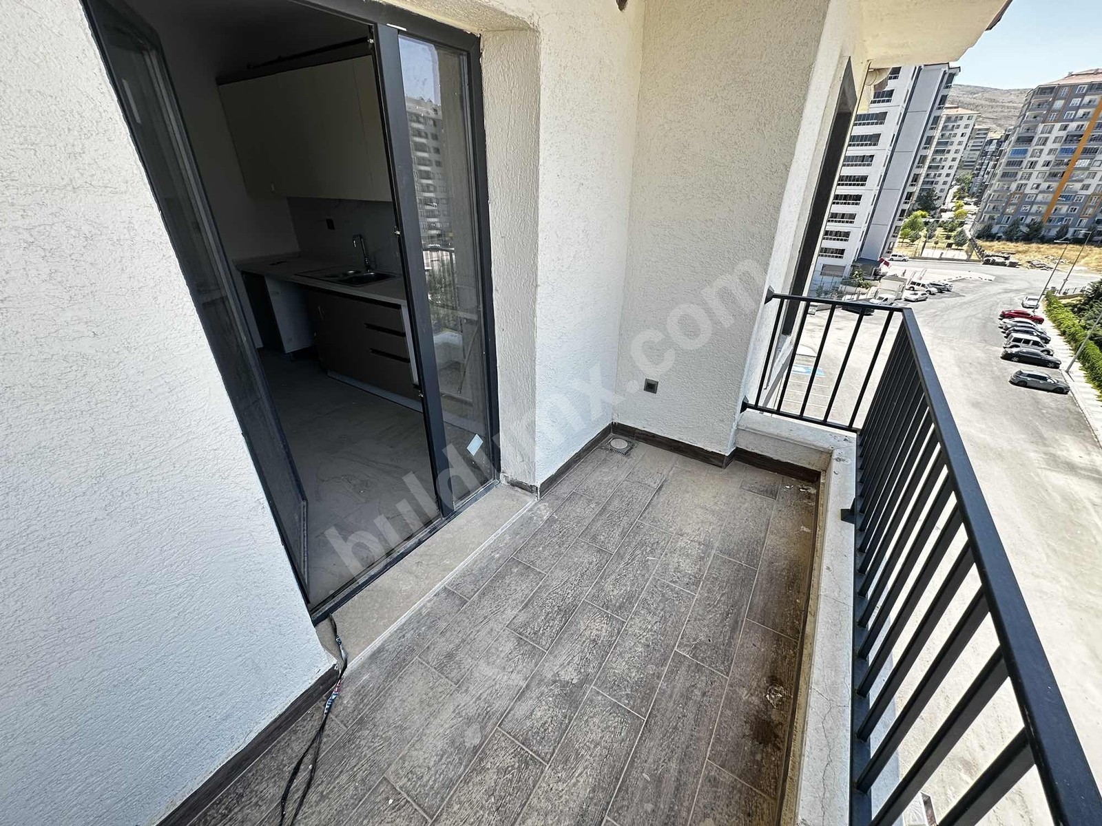 BEREKET'TEN TANDOĞAN MAH. TOKİDE SATILIK DAİRE - Fotoğraf 1