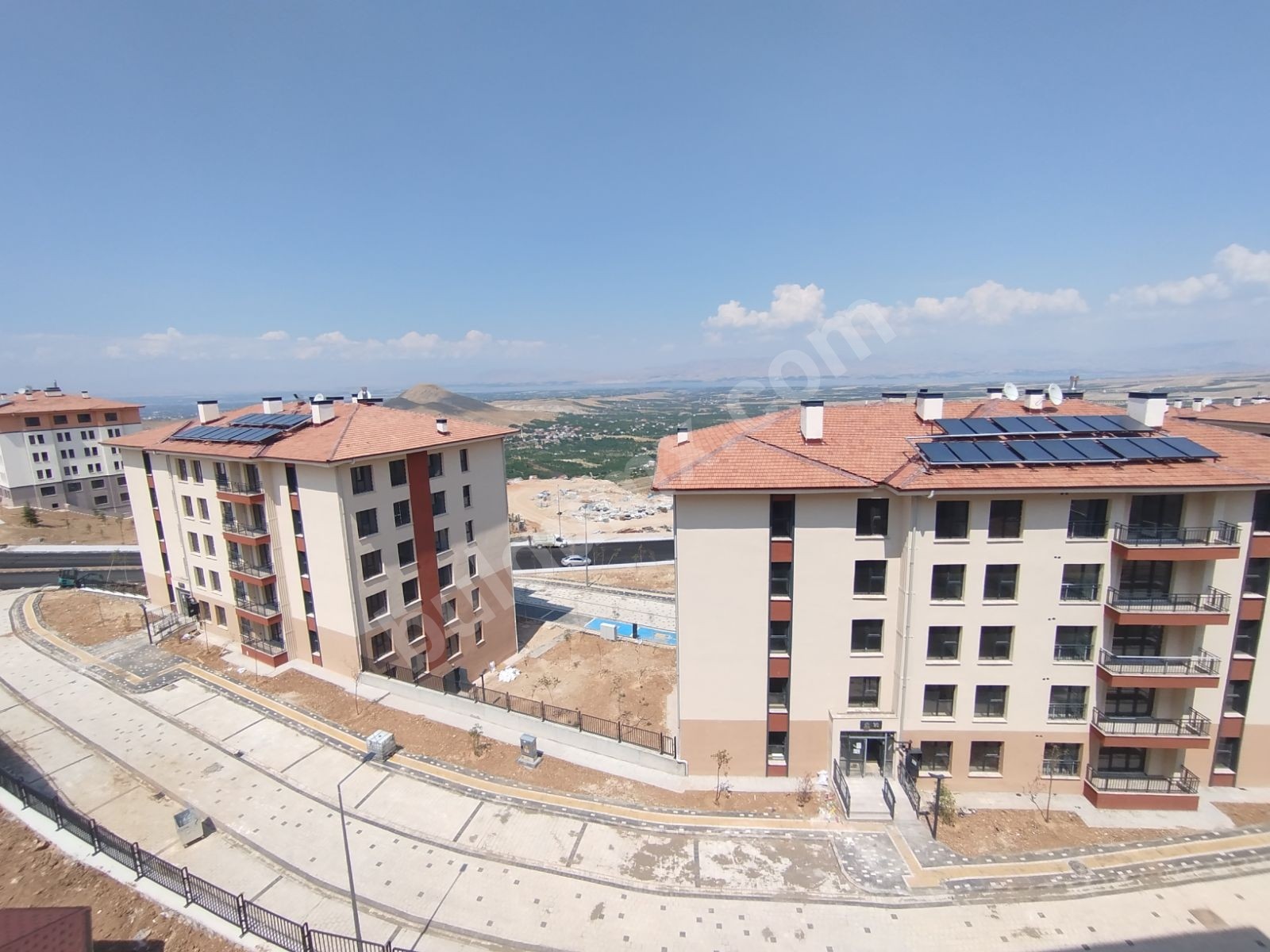 BAHÇEBAŞI TOKİ'DE KİRALIK 3+1 ARA KAT DAİRE 12 ETAP TA - Fotoğraf 2