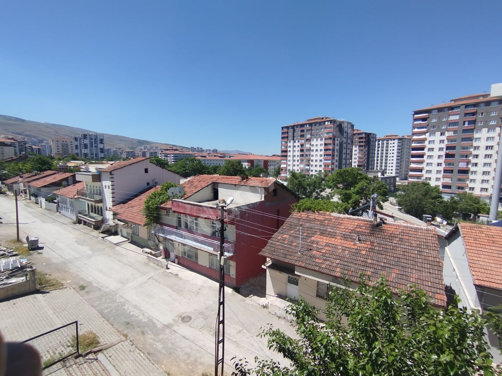 BEREKET'TEN GÖZTEPE MAH. SATILIK 3+1 ARA KAT DAİRE - Fotoğraf 12