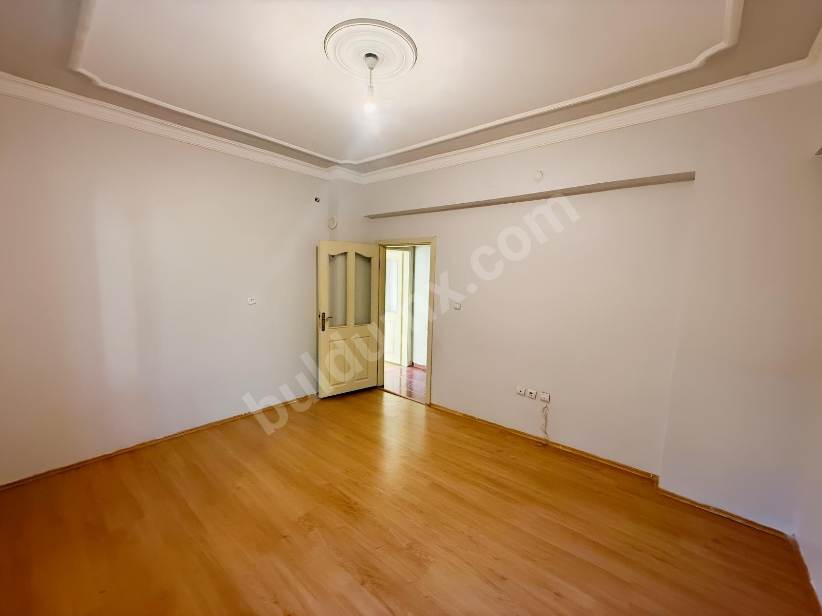 Şeyhbayramda Cadde Üstü Kiralık 3+1 Daire - Fotoğraf 6
