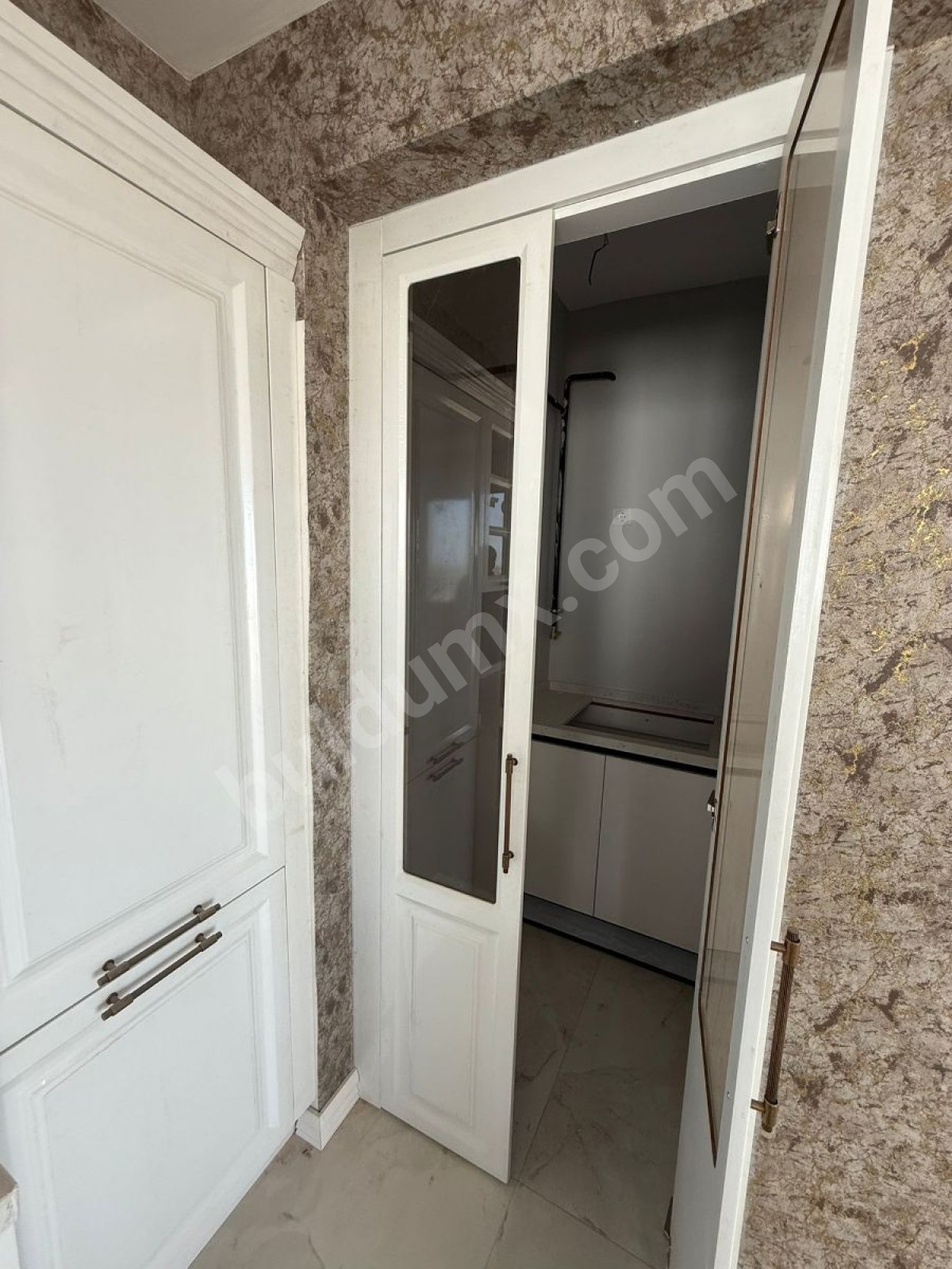 Yakıncada Kiralık Ultra Lüx 3+1 Arakat Geniş Daire - Fotoğraf 10