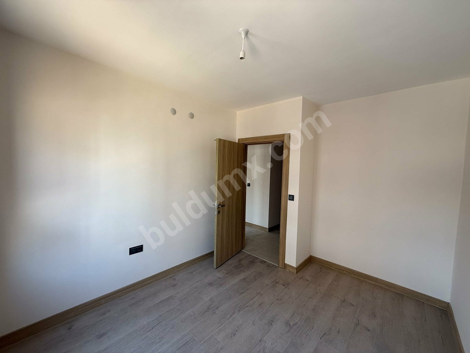 Bostanbaşı Rezerv Alan Tokide Kiralık 3+1 Arakat Daire - Fotoğraf 10