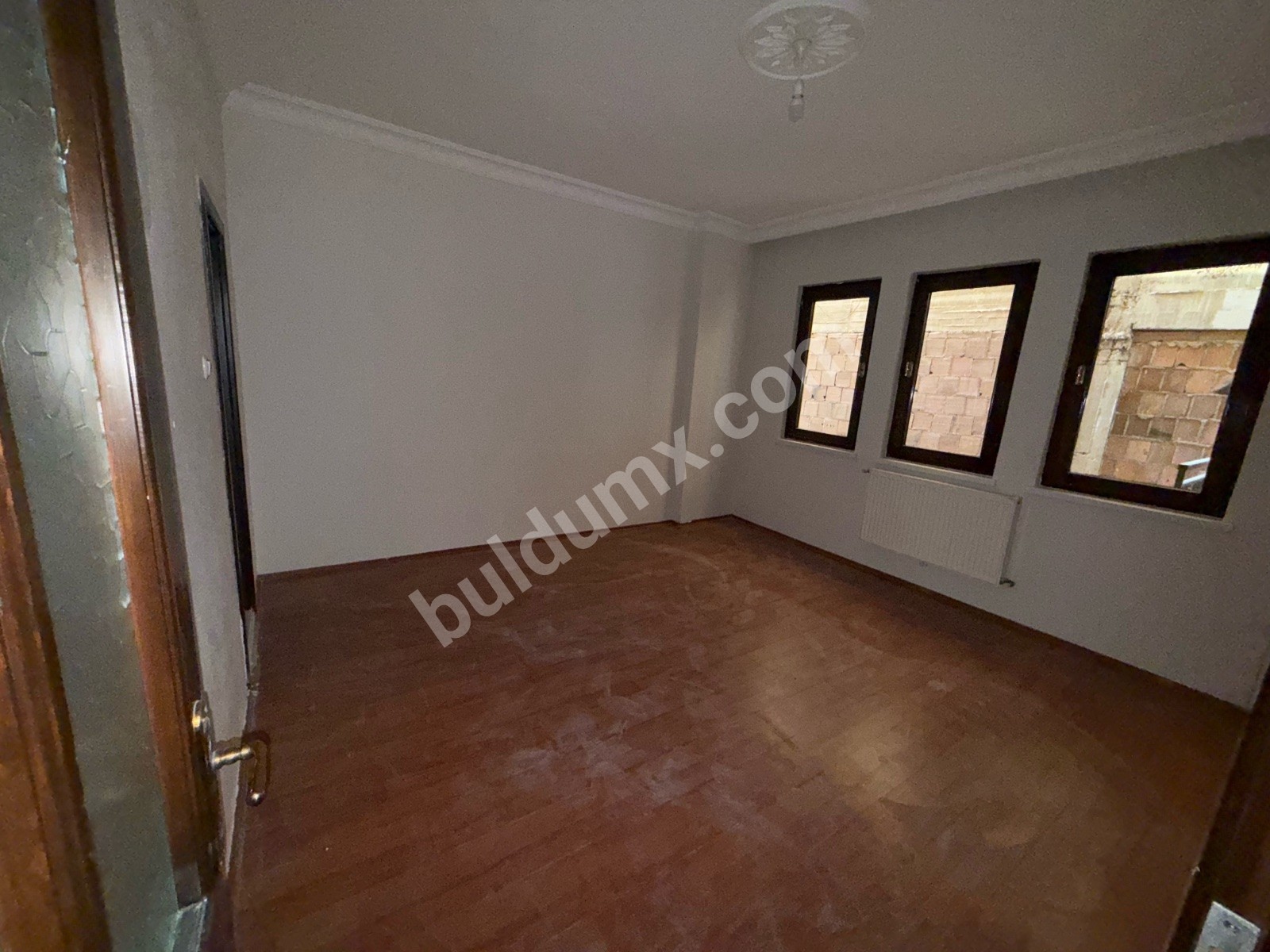 Dairemiz koyunoğlunda olup 5 katlı binanın 3 arakatı 3+1 asansörlüdür - Fotoğraf 5