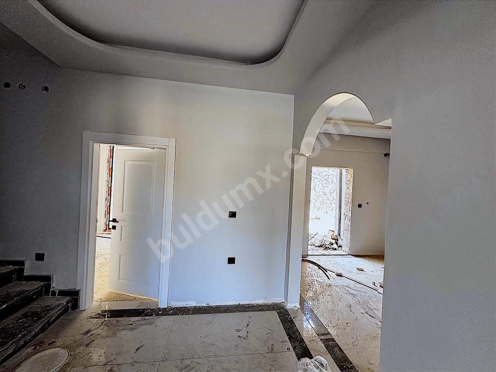 VİP LİNEDEN MULLAKASIMDA 193 m2 4+1 KELEPİR SIFIR VİLLA - Fotoğraf 11