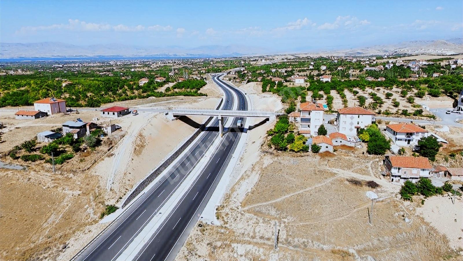 VİP LİNEDEN HATUNSUYUNDA KUZEYÇEVRE YOLUNA SIFIR KiRALIK ARSA - Fotoğraf 9
