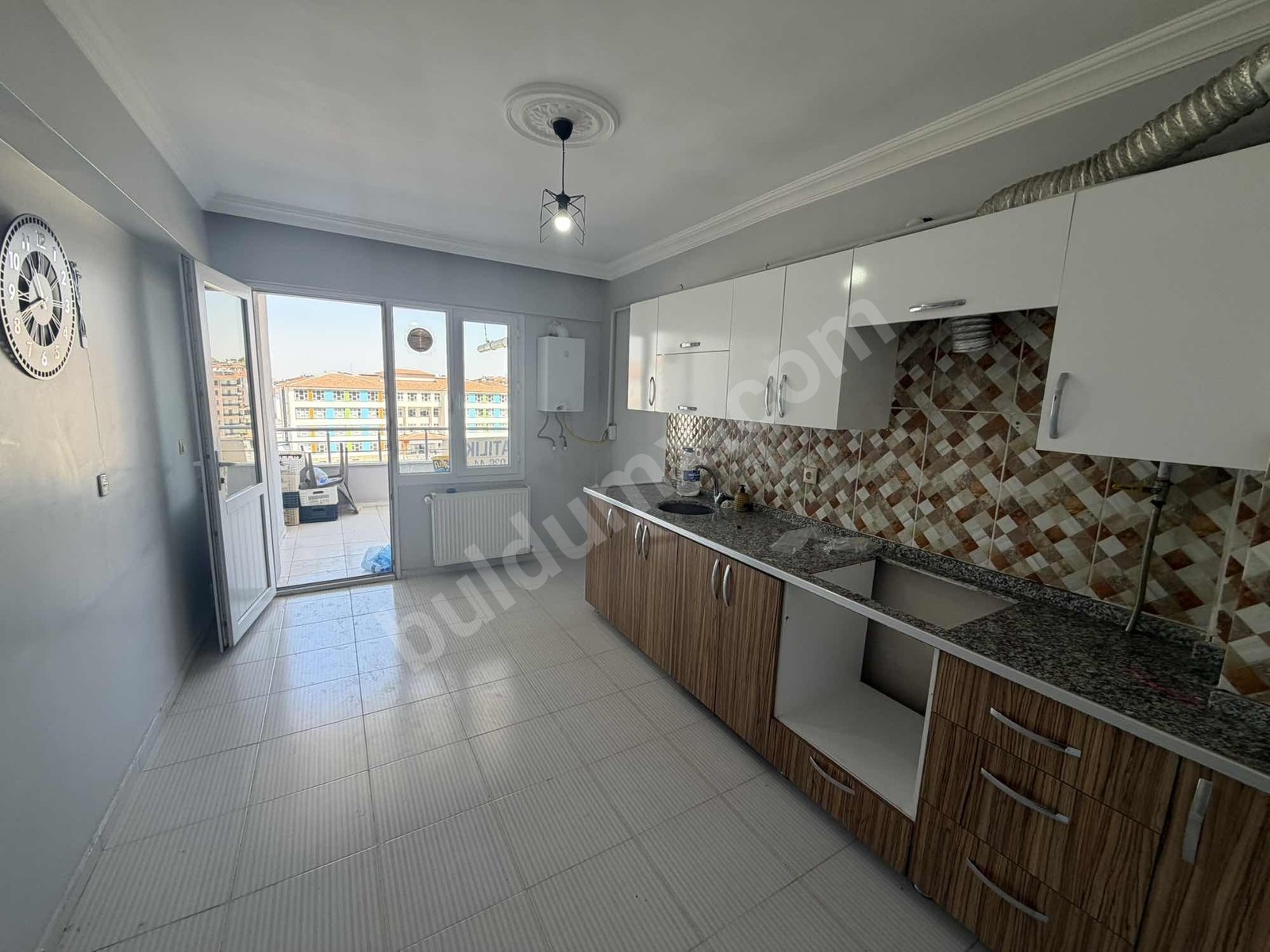 VİP LİNEDEN İSKENDER MAHALLESİNDE KİRALIK DAİRE - Fotoğraf 12