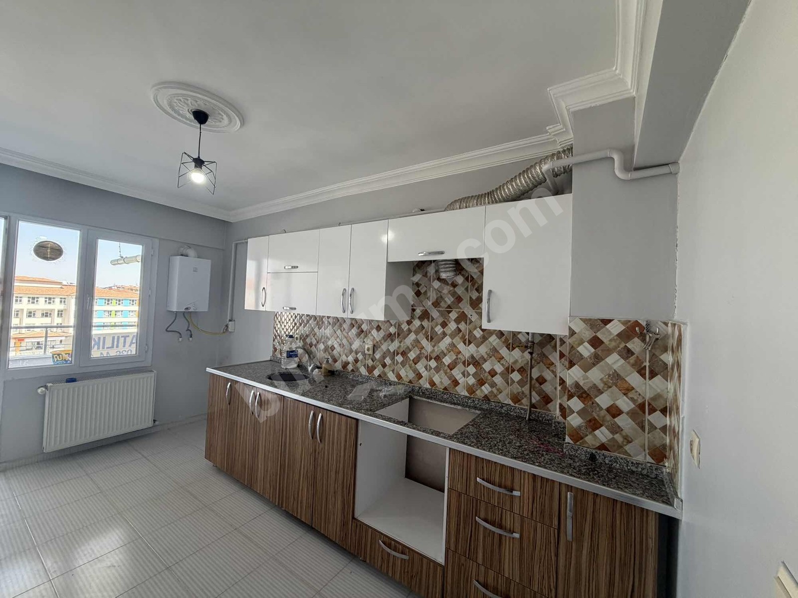 VİP LİNEDEN İSKENDER MAHALLESİNDE KİRALIK DAİRE - Fotoğraf 11