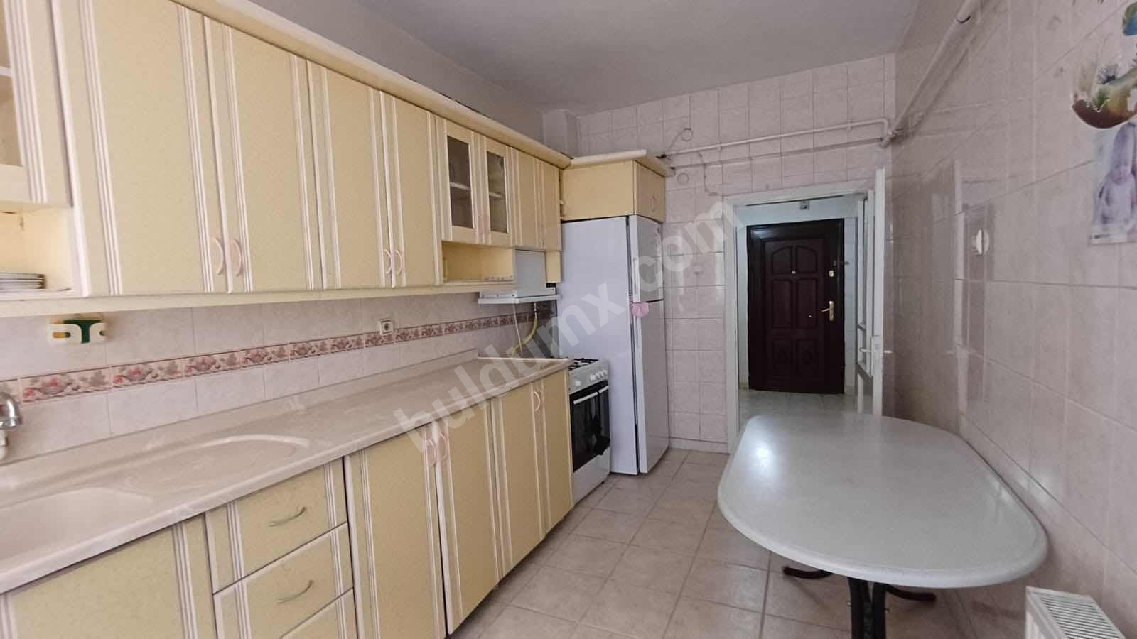 VİP LİNEDEN HACIABDİ MAHALLESİNDE 2+1 ARAKAT DAİRE - Fotoğraf 4