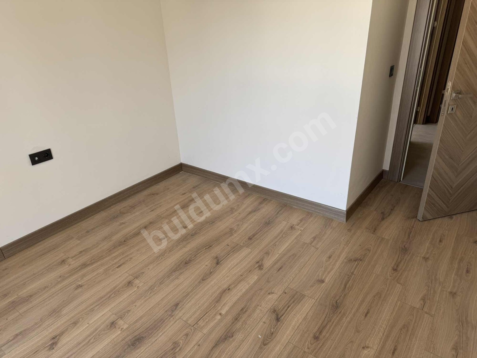 VİP LİNE GAYRİMENKUL DEN ESENLİK ÇİVARİ MASKİ ARKASI 3+1 kiralık - Fotoğraf 10