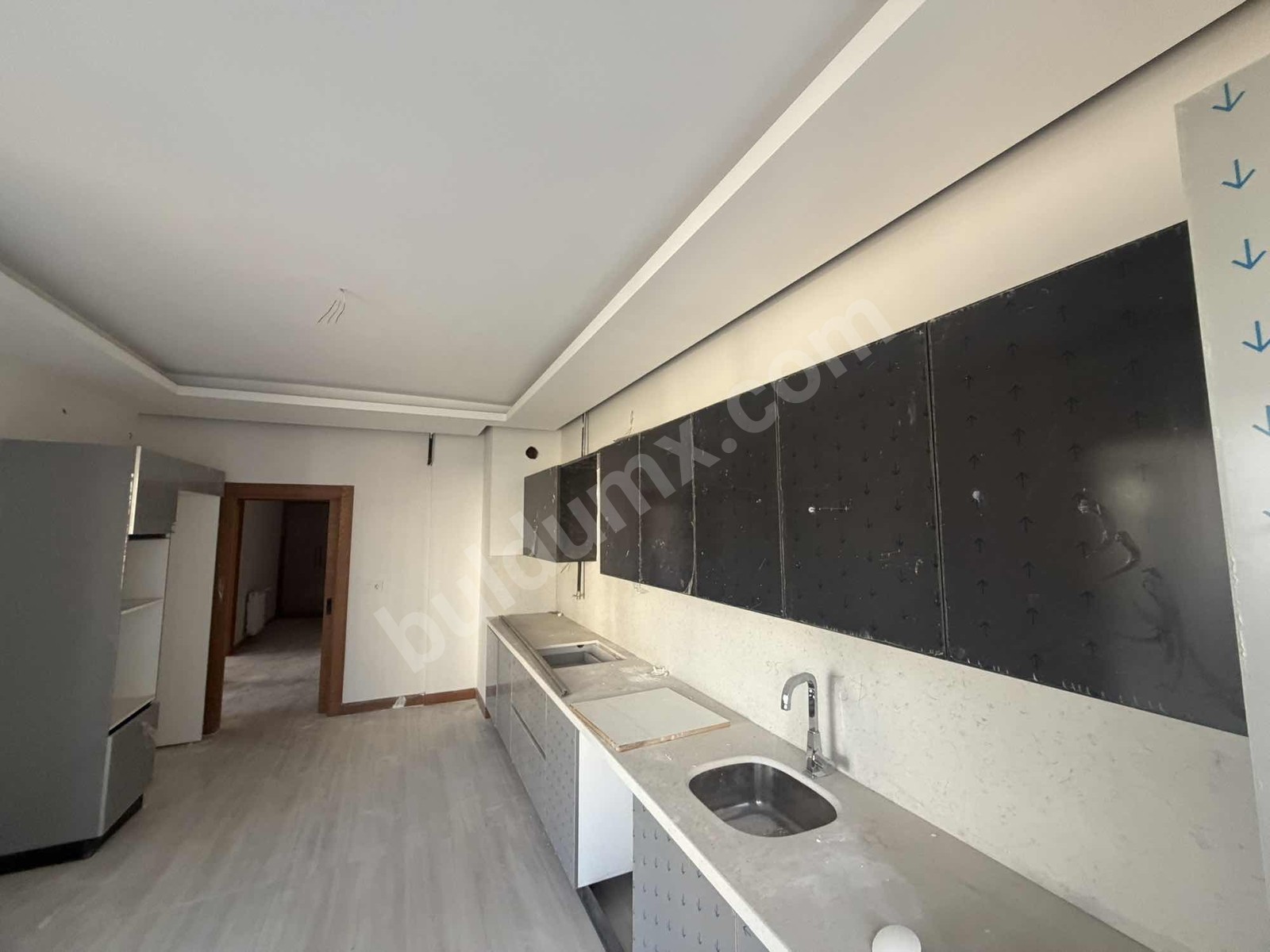 VİP LİNEDEN ÇİLESİZDE 4+1 MEGALÜX ARAKAT DAİRE - Fotoğraf 4