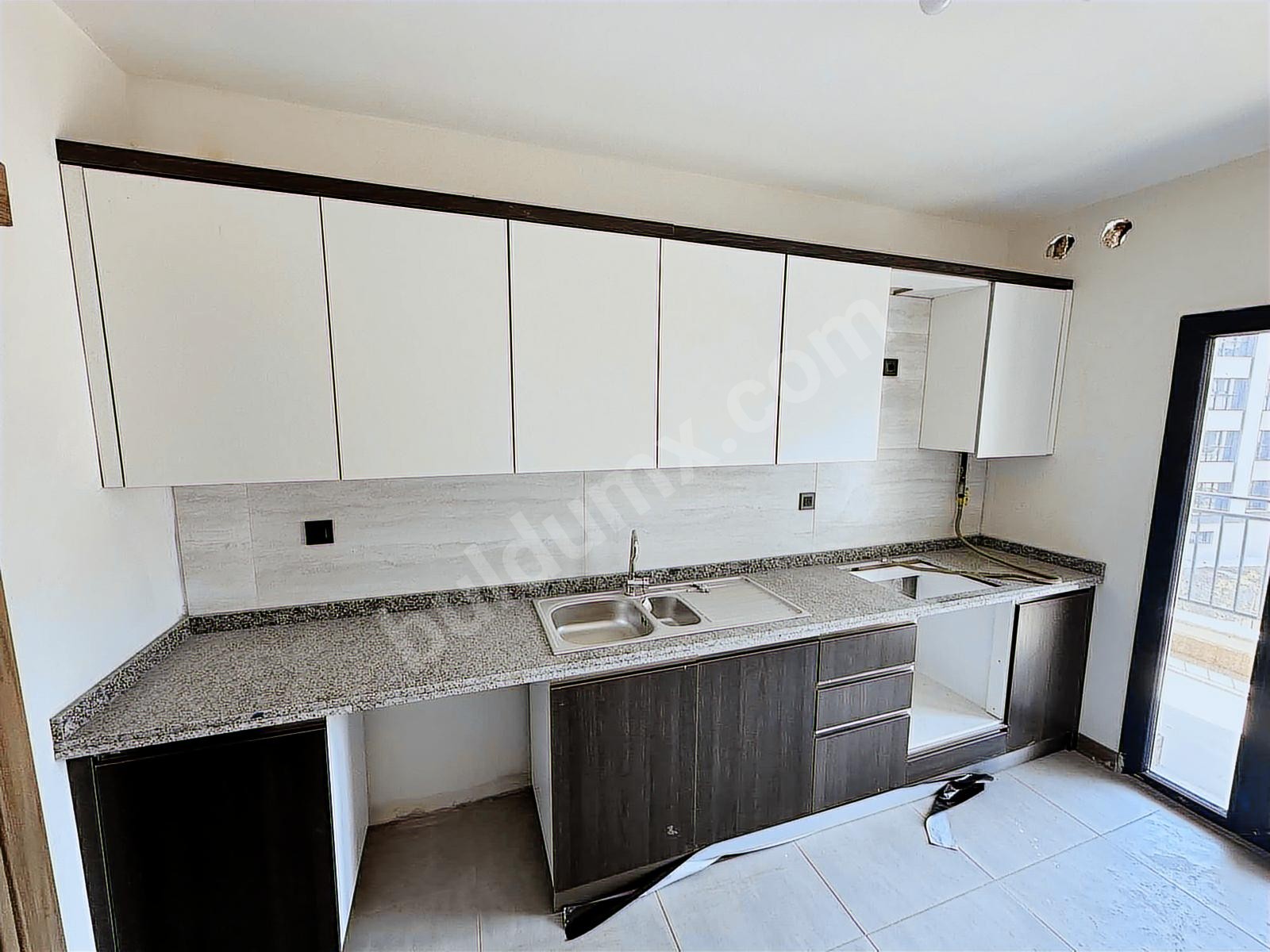 VİP LİNE'DEN İKİZCE TOKİ ANAYOL ÜSTÜ KİRALIK DAİRE 3+1 - Fotoğraf 3